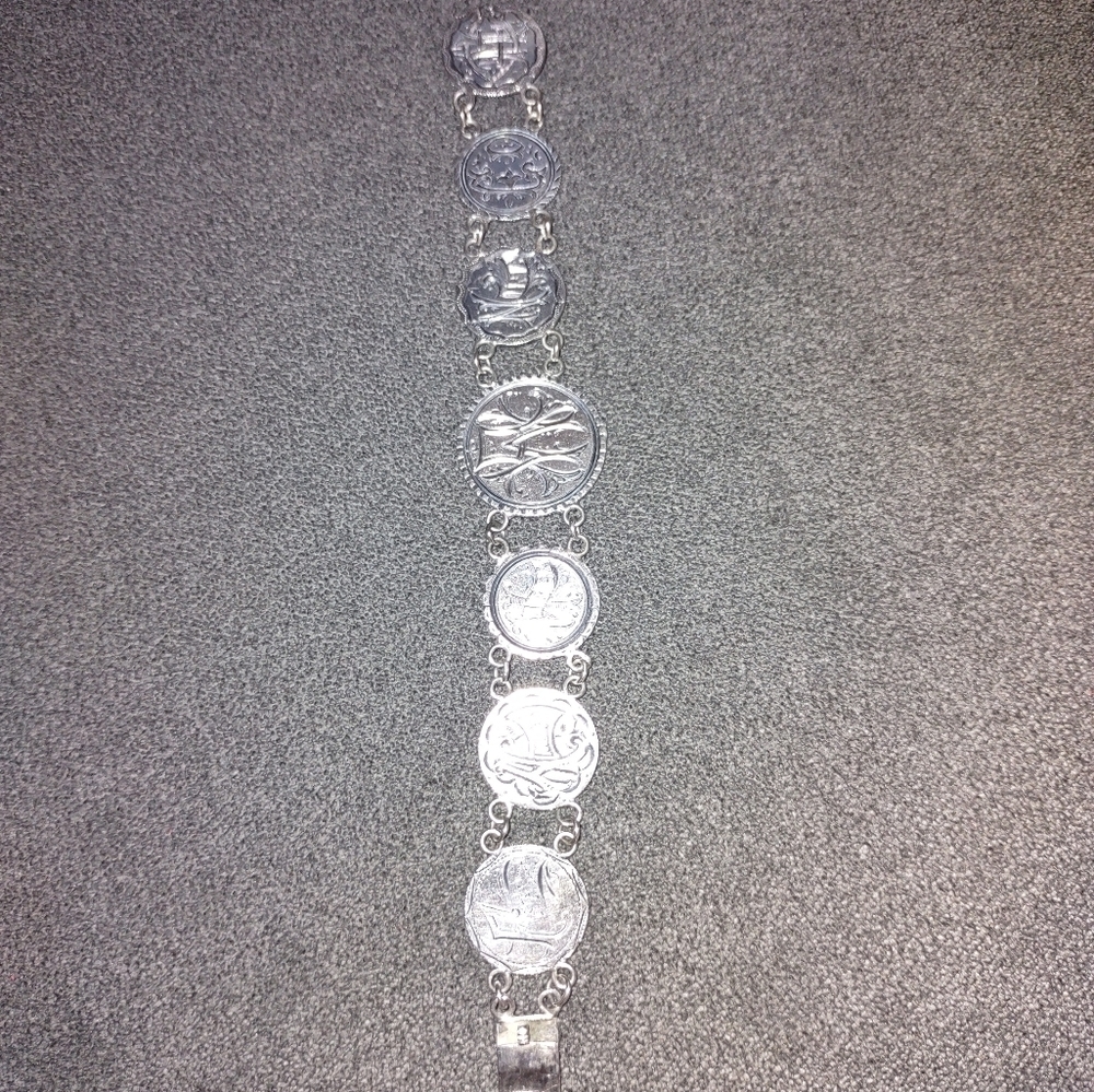 VINTAGE silver coin bracelet